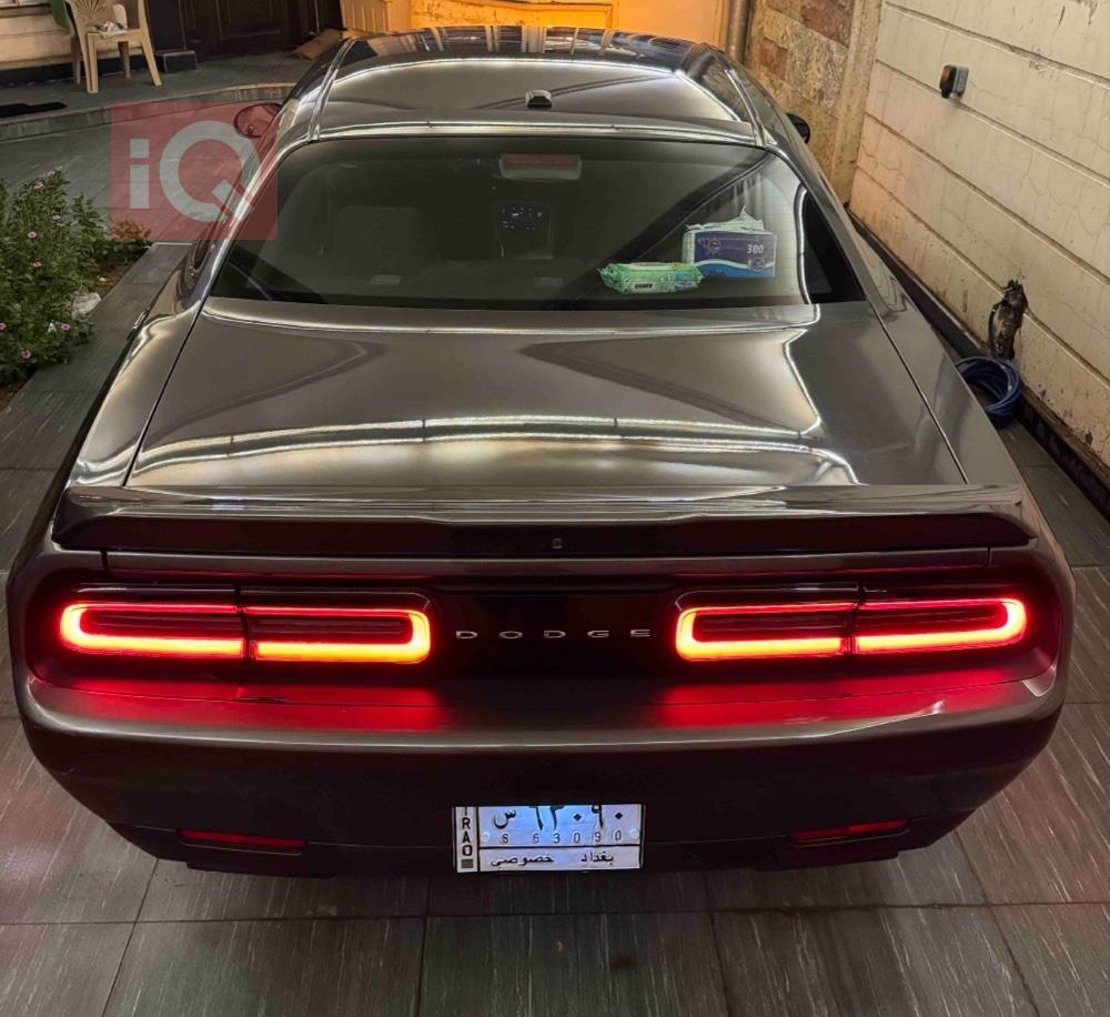 Dodge Challenger